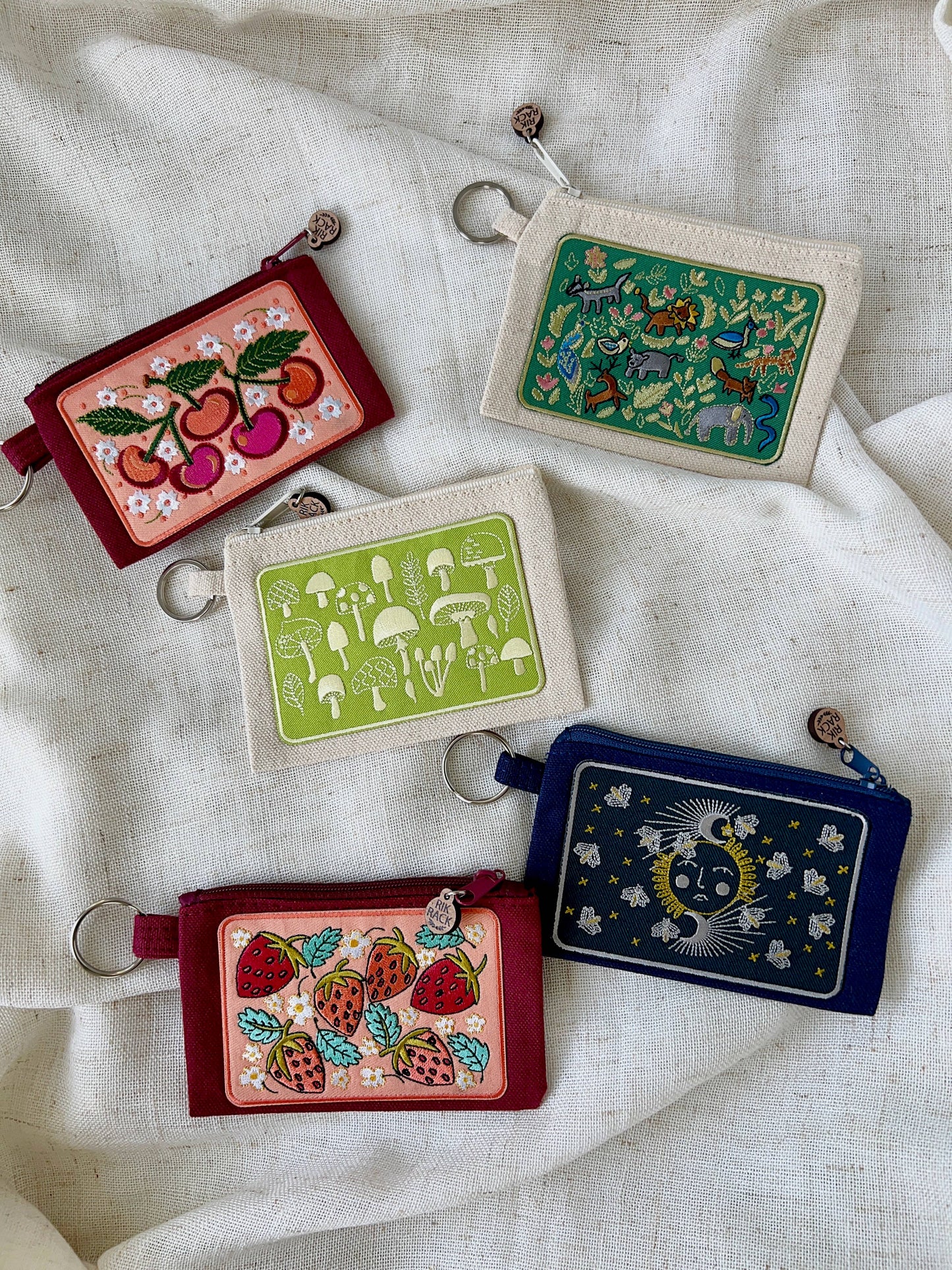 Mushroom embroidered zipper keyring pouch wallet