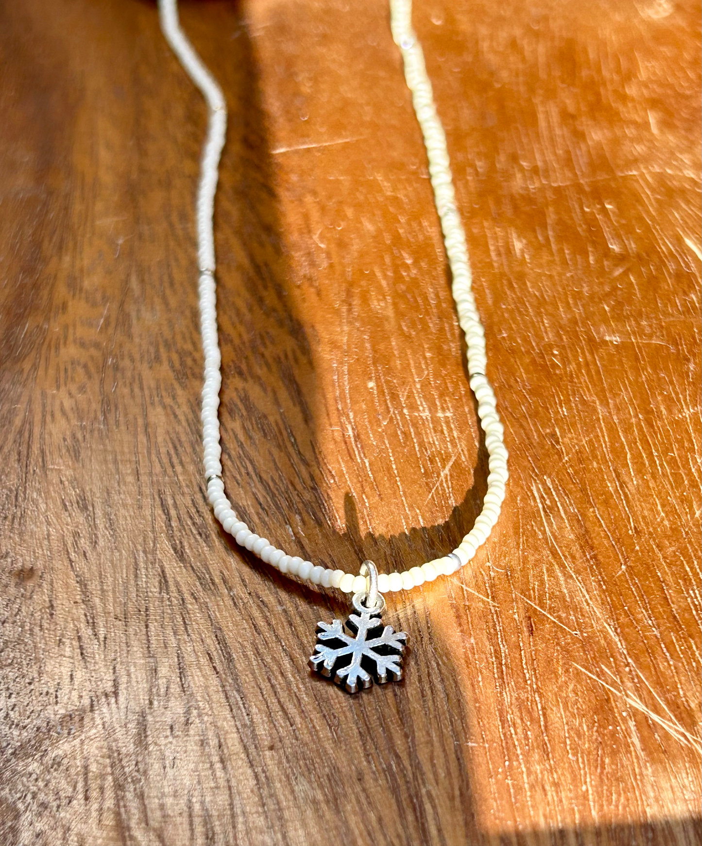 Creamy White Snowflake Stretchy Seed Bead Necklace