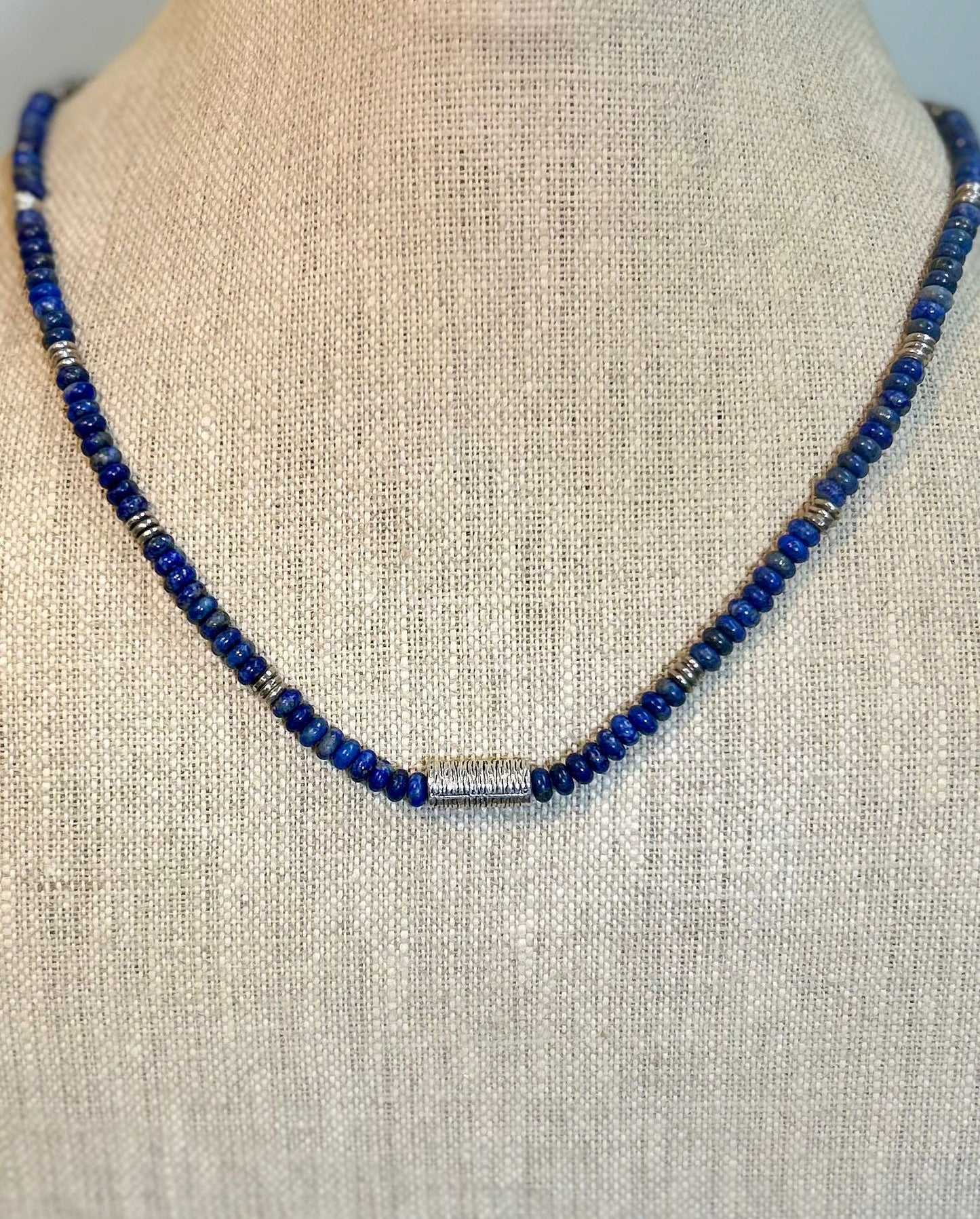 Lapis Lazuli Gemstone Stretchy Necklace – Boho Jewelry with Silver Bar Pendant