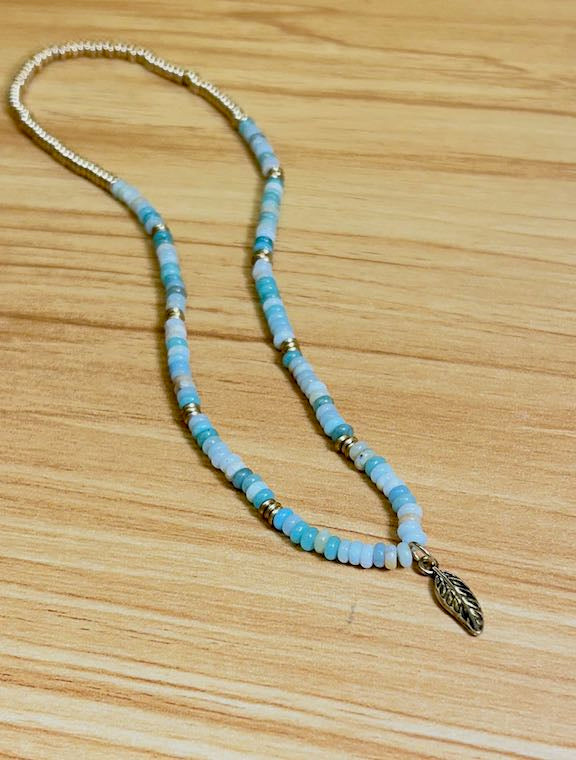 Amazonite Gemstone Stretchy Necklace – Boho Jewelry with Silver Leafy Feather Pendant
