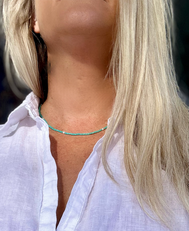 Simply Delicate Turquoise Seed Bead Stretchy Necklace with Corrugated Silver Beads
