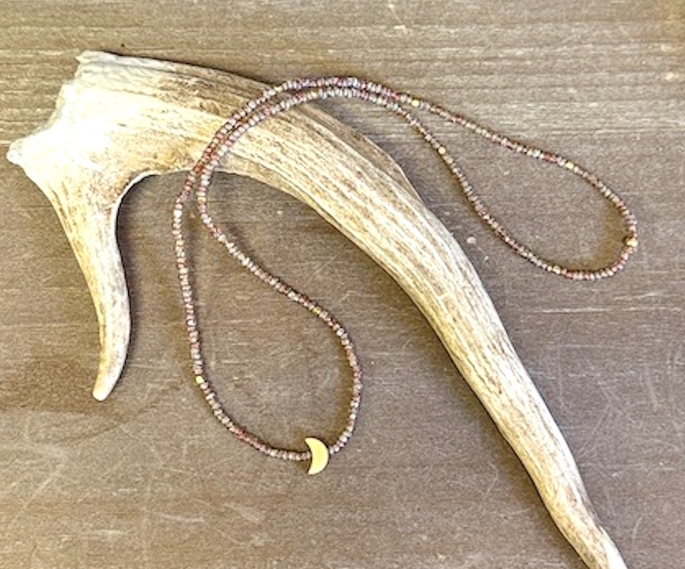 Speckled Burgundy Red Beige Stretchy Seed Bead Necklace with Gold Crescent Moon Charm