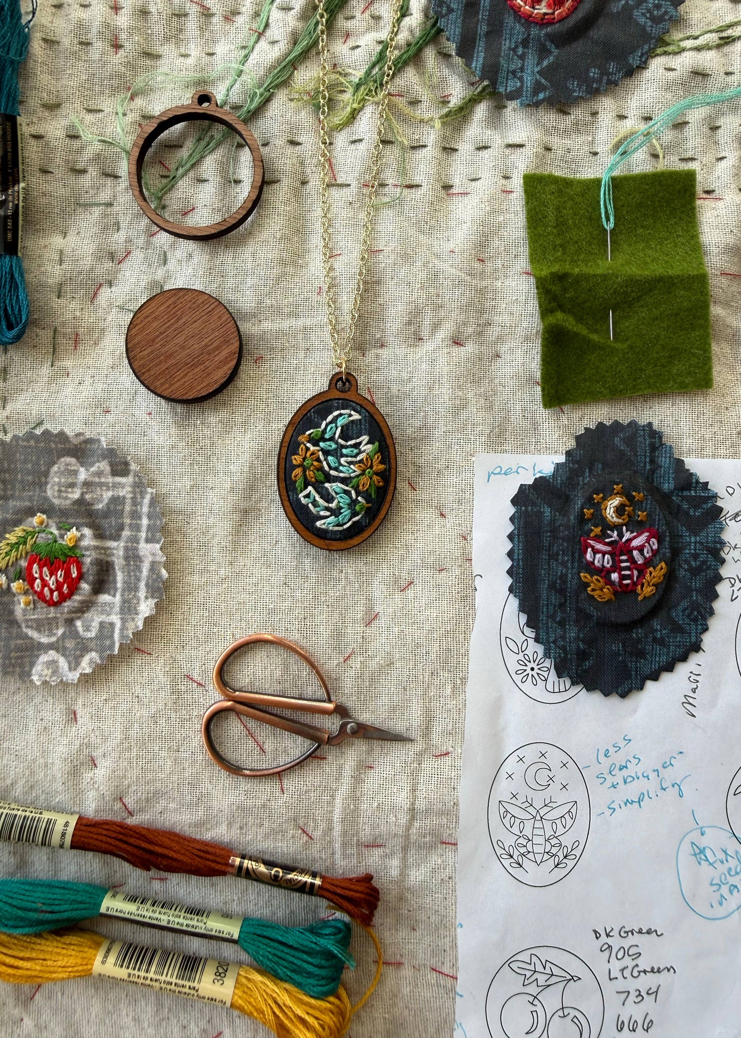 Birds Embroidery Necklace Kit