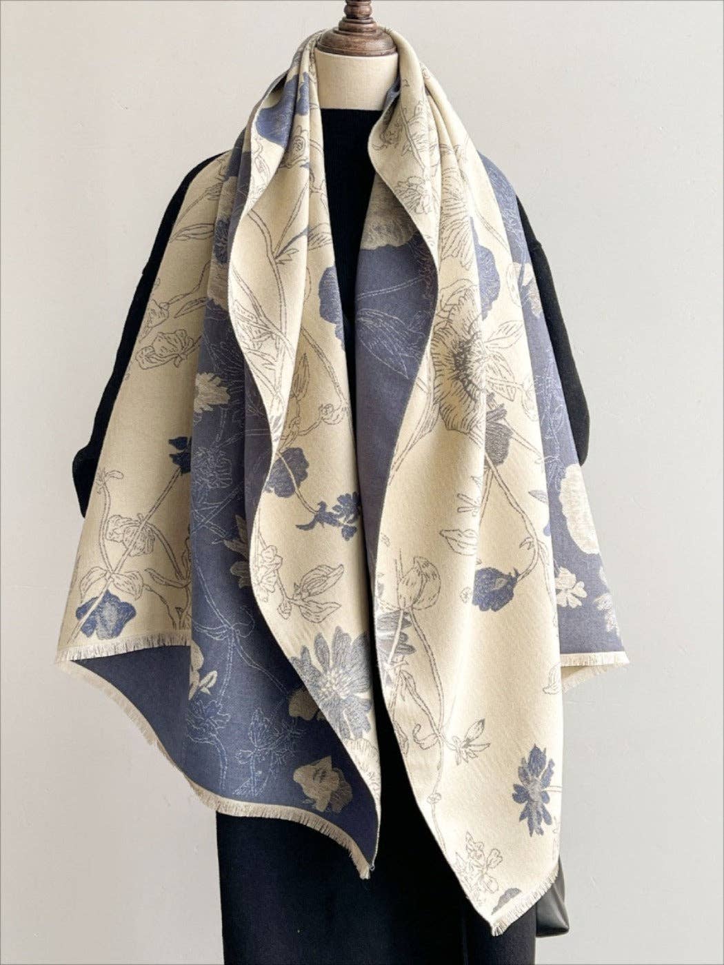 Blue & Creamy White Reversible Vintage Scarvii Floral Print Scarf & Shawl
