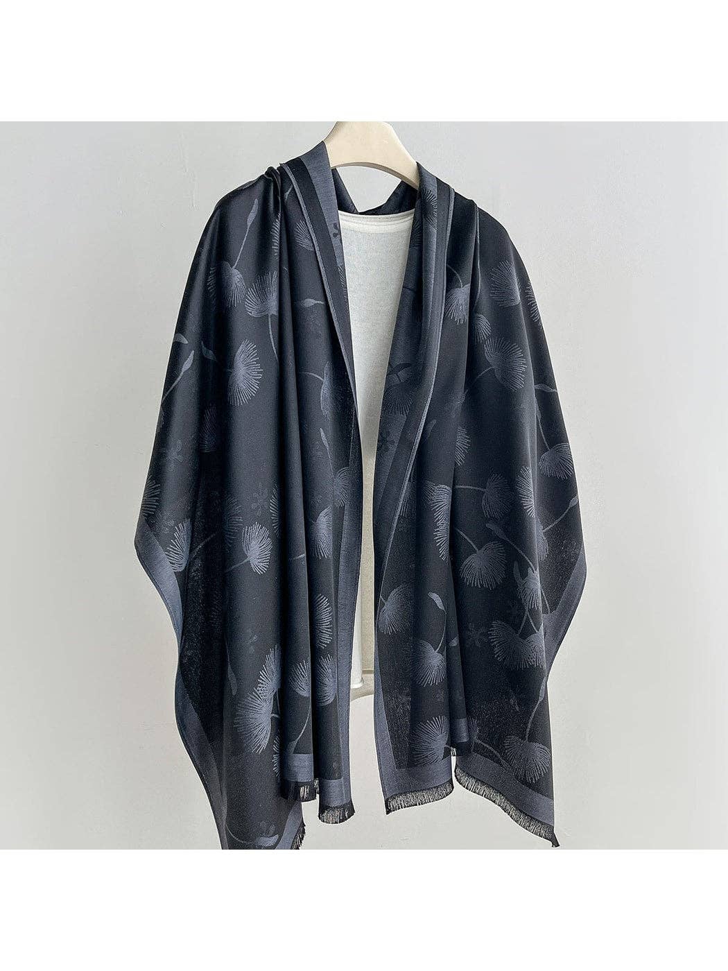 Scarvii - Elegant Dandelion Print Summer Wrap Scarf: Navy