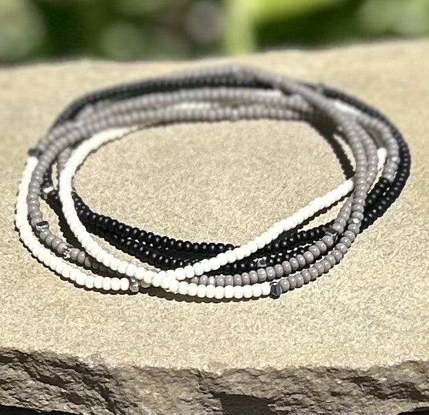 Black & White Color Vibes Silver-Sprinkle Beaded 5-Wrap Boho Bracelet