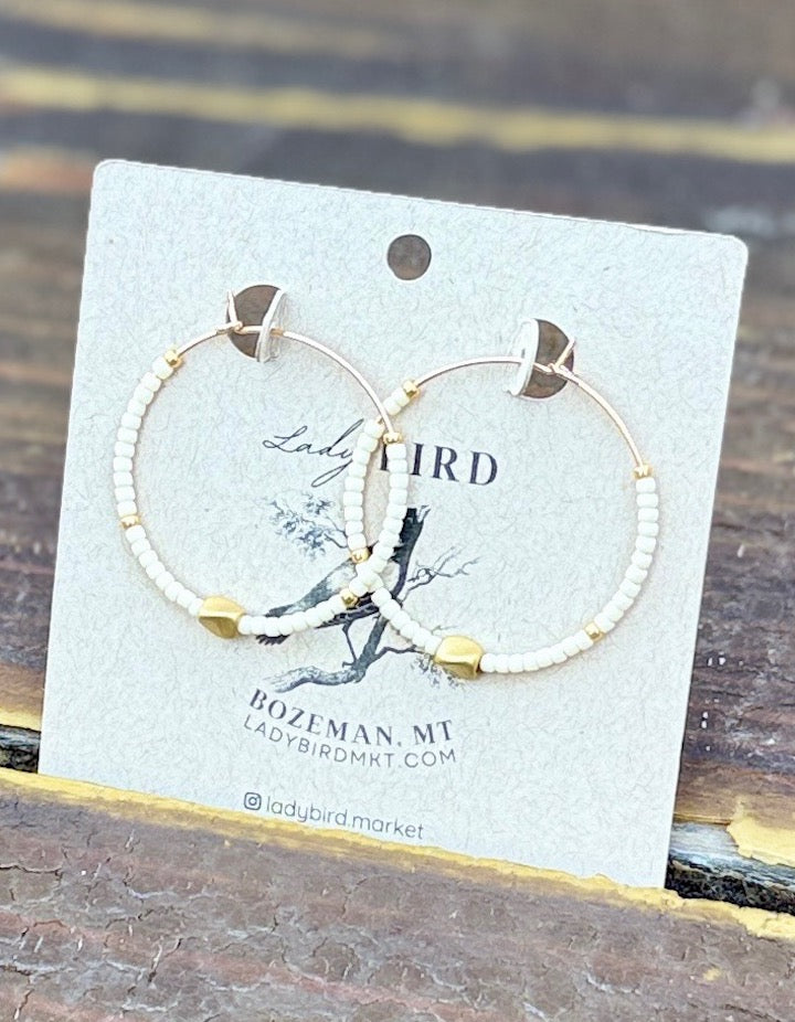 Creamy White & Wavy Gold Boho Style Seed Bead Hoop Earrings