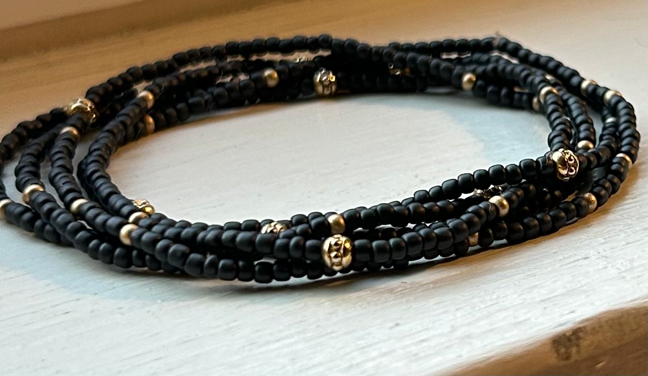 Black Gold-Sprinkled Beaded 5-Wrap Bracelet