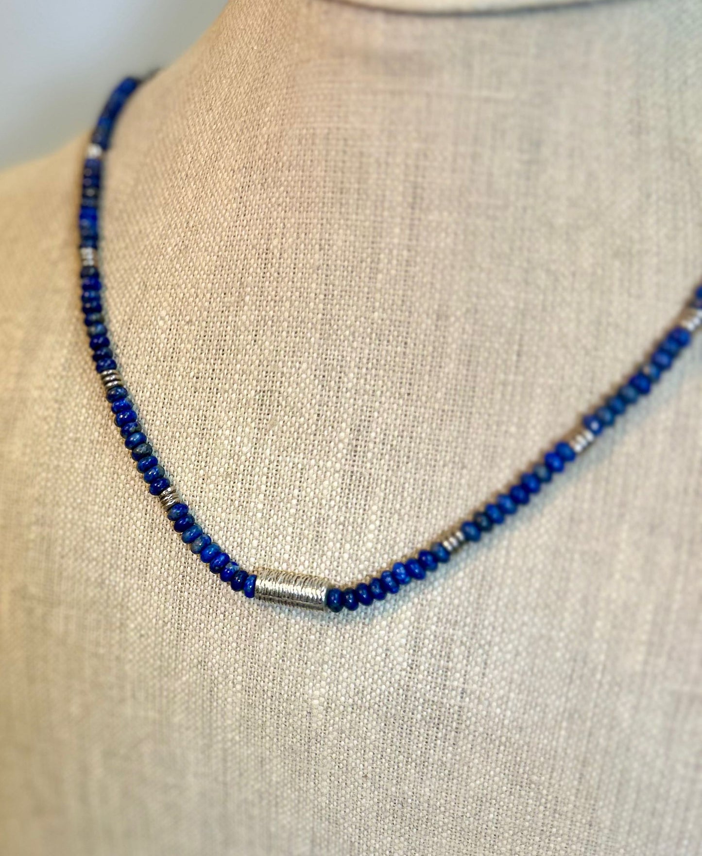 Lapis Lazuli Gemstone Stretchy Necklace – Boho Jewelry with Silver Bar Pendant