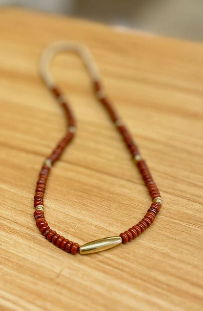 Red Jasper Gemstone Gold-Plated Bar Pendant Stretchy Boho Necklace