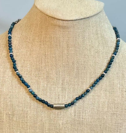 Smooth Apatite Stretchy Boho Necklace with Silver-Plated Bar Pendant – Healing Gemstone Jewelry