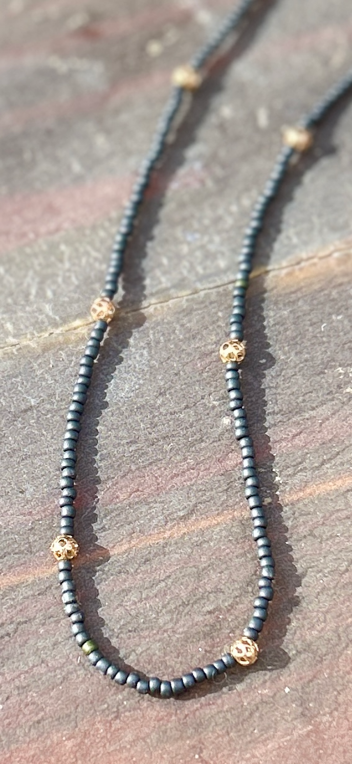 Simply Delicate Steel Grey Seed Bead Stretchy Necklace with Latticed Gold Beads