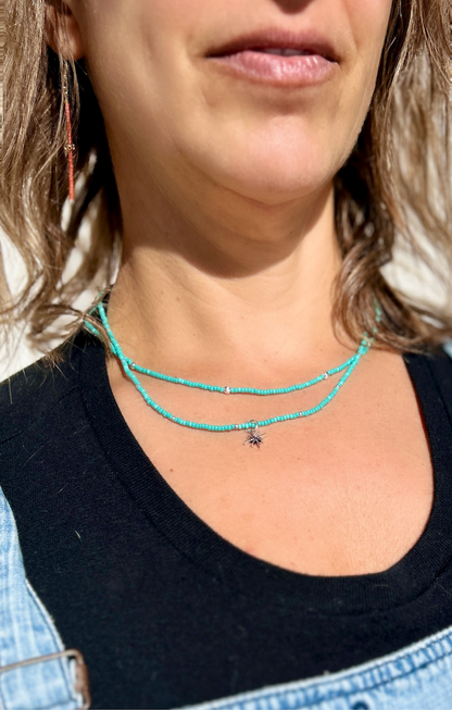 Silver Starburst Bling Turquoise Stretchy Seed Bead Necklace