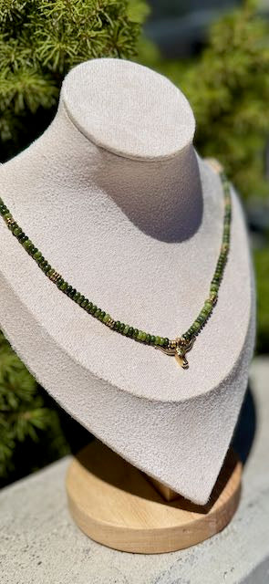 Olivine Jasper Gemstone Stretchy Necklace – Boho Jewelry with Gold or Silver Steer Skull Pendant