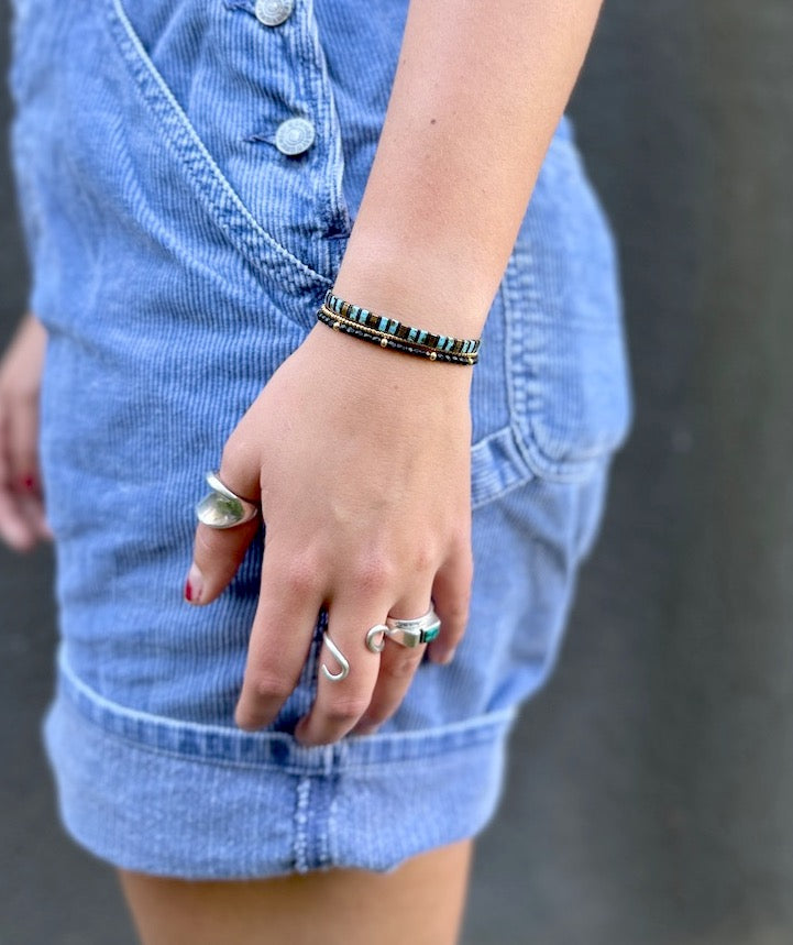 Speckled Turquoise Stripes with Black Stretchy Tila Bead Bracelet Set in Gold or Silver