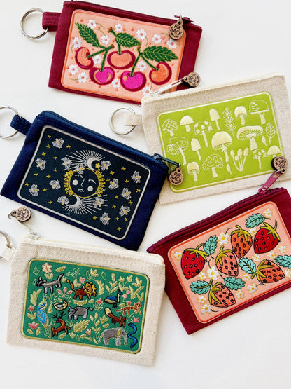 Wildlife embroidered zipper keyring pouch wallet