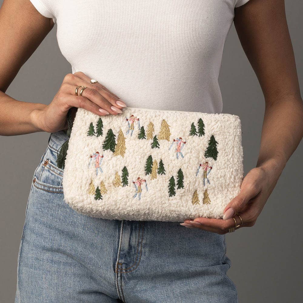 Skiing People Scene Travel Pouch